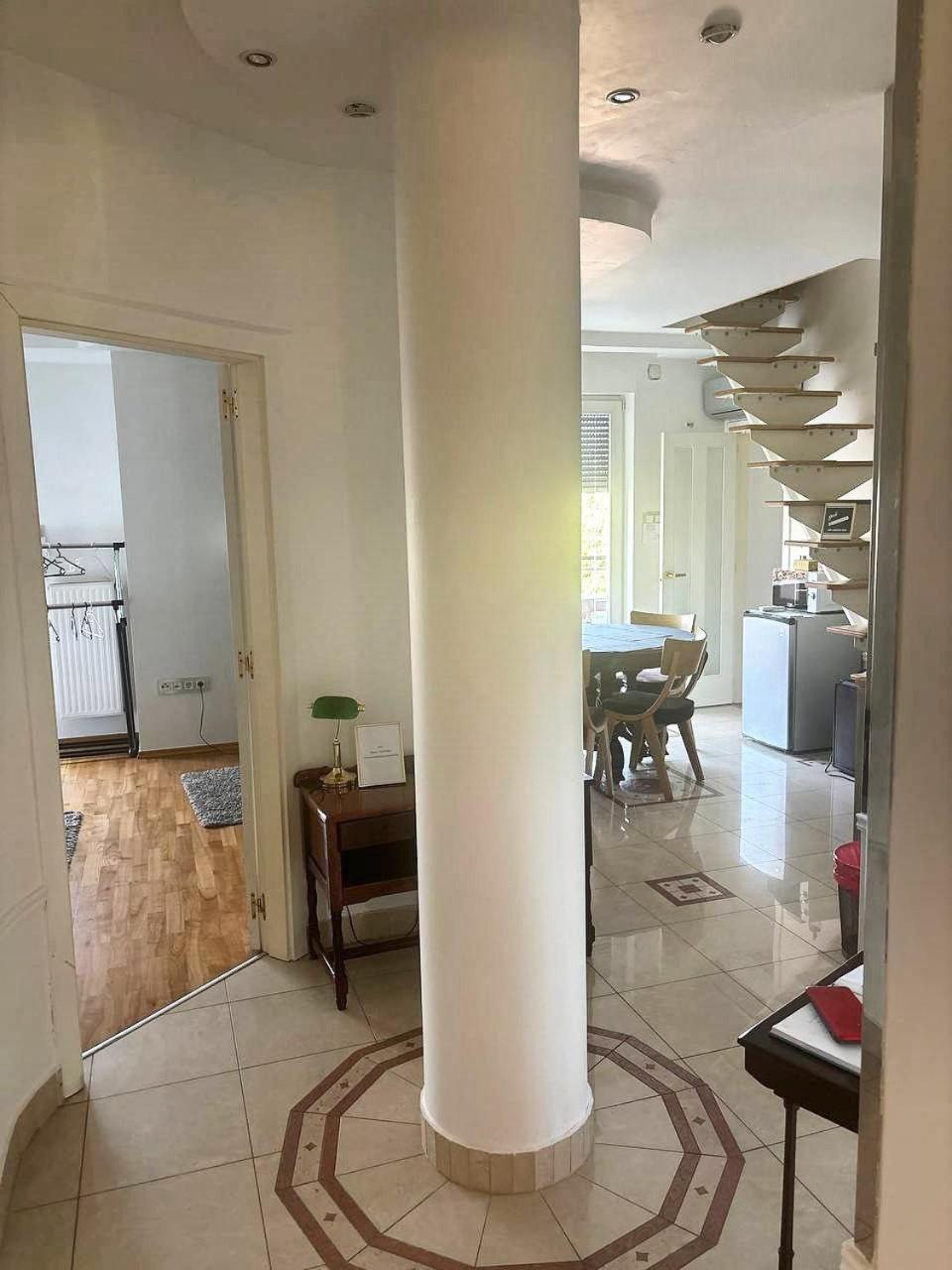 Rosehill Garden Family Villa With A Great Budapest View 外观 照片